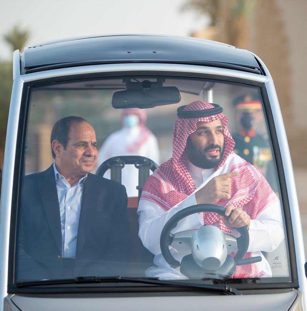 الرئيس السيسي يتلقى اتصالا من ولي العهد السعودي
