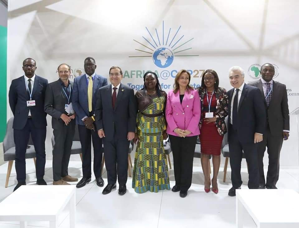مائدة مستديرة في قمة المناخ COP27 لدعم التحول الطاقى لقارة أفريقيا