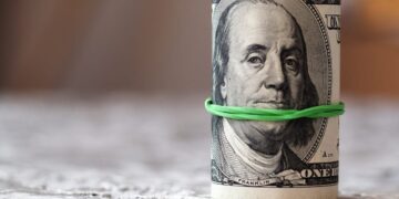 سعر صرف الدولار اليوم في مصر.. أبوظبى الإسلامى يعرض أعلى سعر 6 سعر دولار السوق السوداء