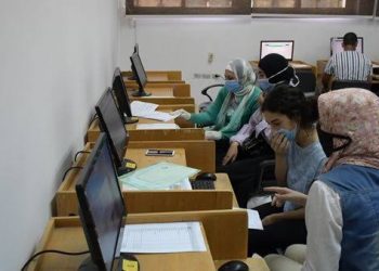 أزمة امتحانات الطلبة المصريين فى الخارج