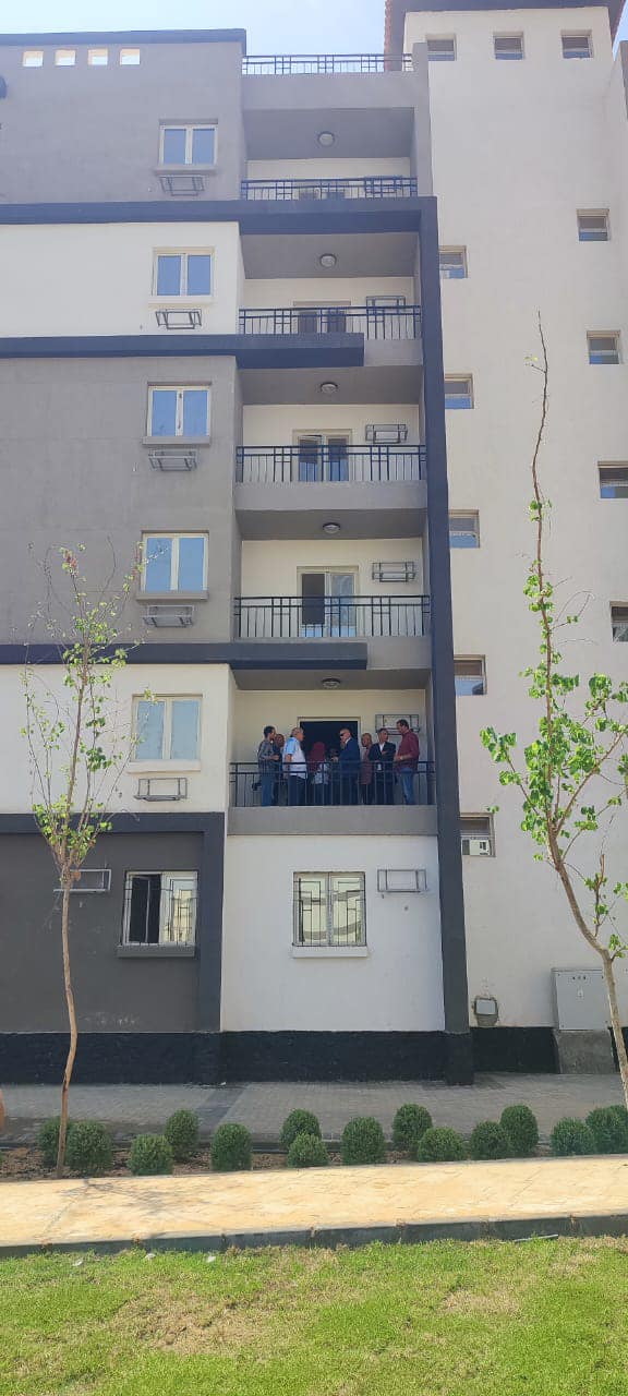 الإسكان: الانتهاء من 4704 وحدات لموظفي العاصمة الإدارية الجديدة بمدينة بدر قريبًا