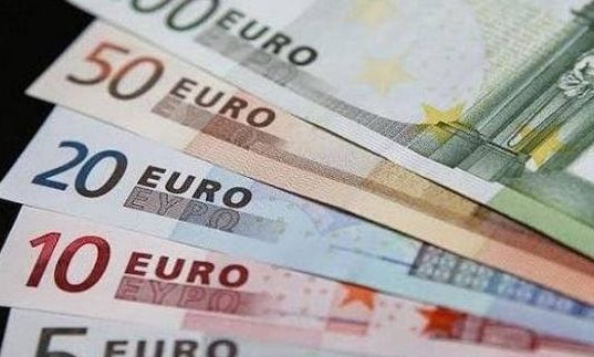 سعر اليورو مقابل الجنيه اليوم 