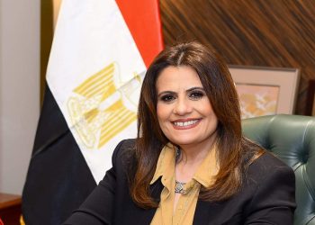 وزيرة الهجرة تناقش مبادرات دعم المصريين بالخارج