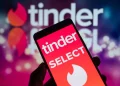 Tinder 499 Tinder Select Paid Membership Dating App scaled 1