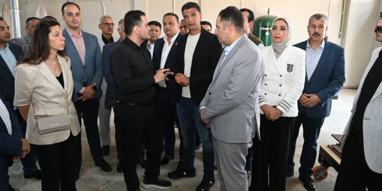 280 مليون جنيه استثمارات و1390 فرصة عمل.. جولة وزير الصناعة في دمياط للأثاث 1 مدينة دمياط للأثاث وجولة وزير الصناعة في 6 مصانع باستثمارات 280 مليون جنيه